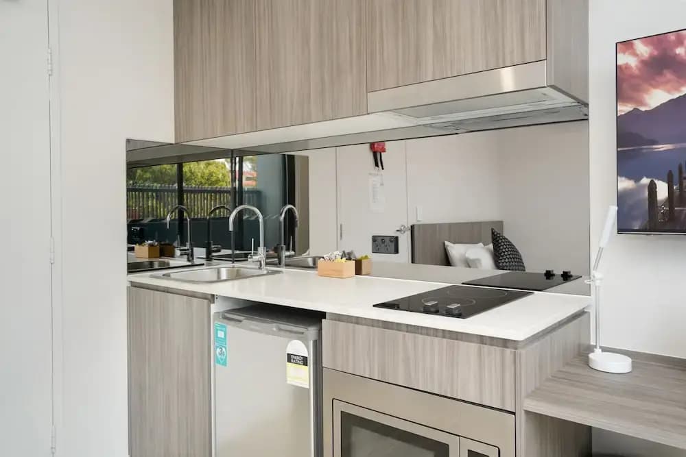 Coogee Studio Apartments - photo 14