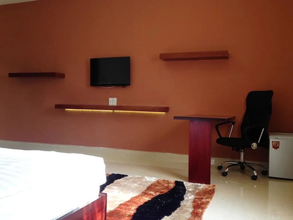 Meowy Boutique Hotel - photo 4