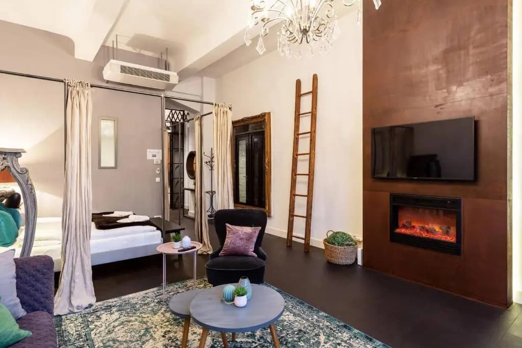 Your Instaworthy Astoria Loft Apartment - photo 4