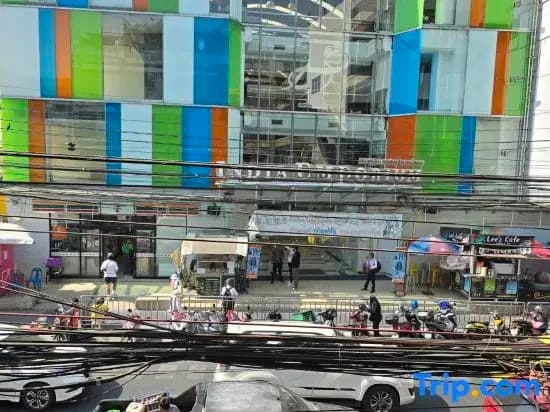 Lhong Krung Hostel - photo 14