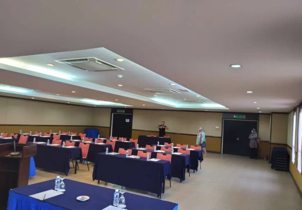 Cherengin Hills Convention & Spa Resort - photo 10