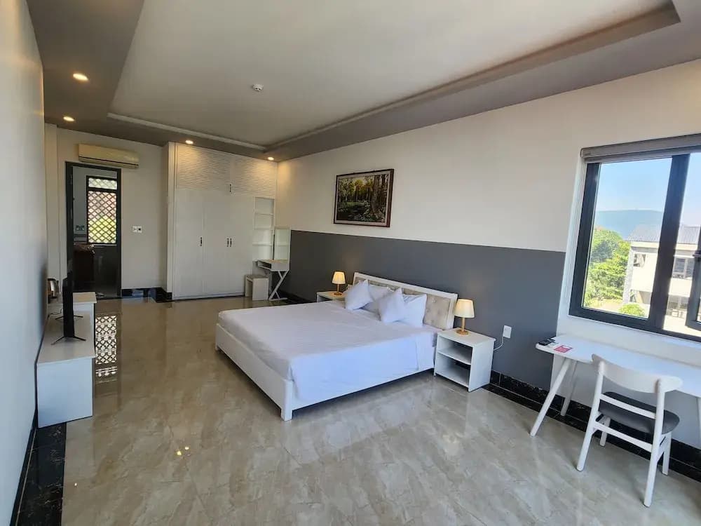 Sunny Shore Resort - photo 38