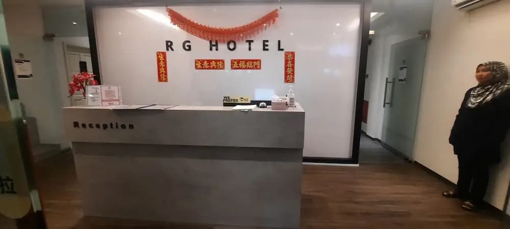 OYO 90724 Rg Hotel - photo 2