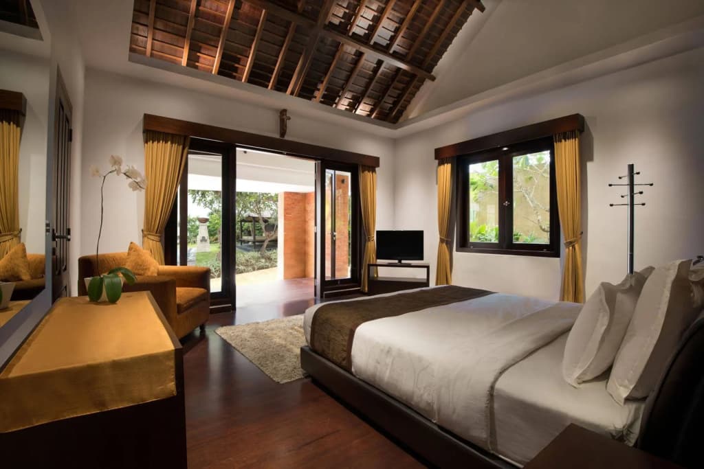 The Sanctus Villa - photo 5