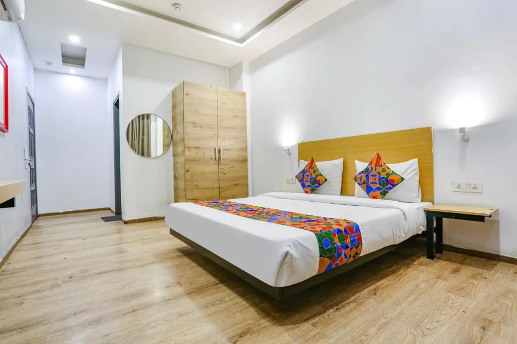 FabHotel F9 Rohini Sector 23 - photo 18