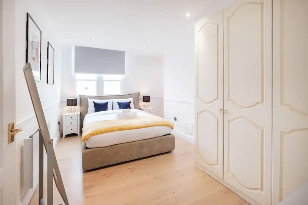 Soho-Fitzrovia 1BR London Apartment - photo 5
