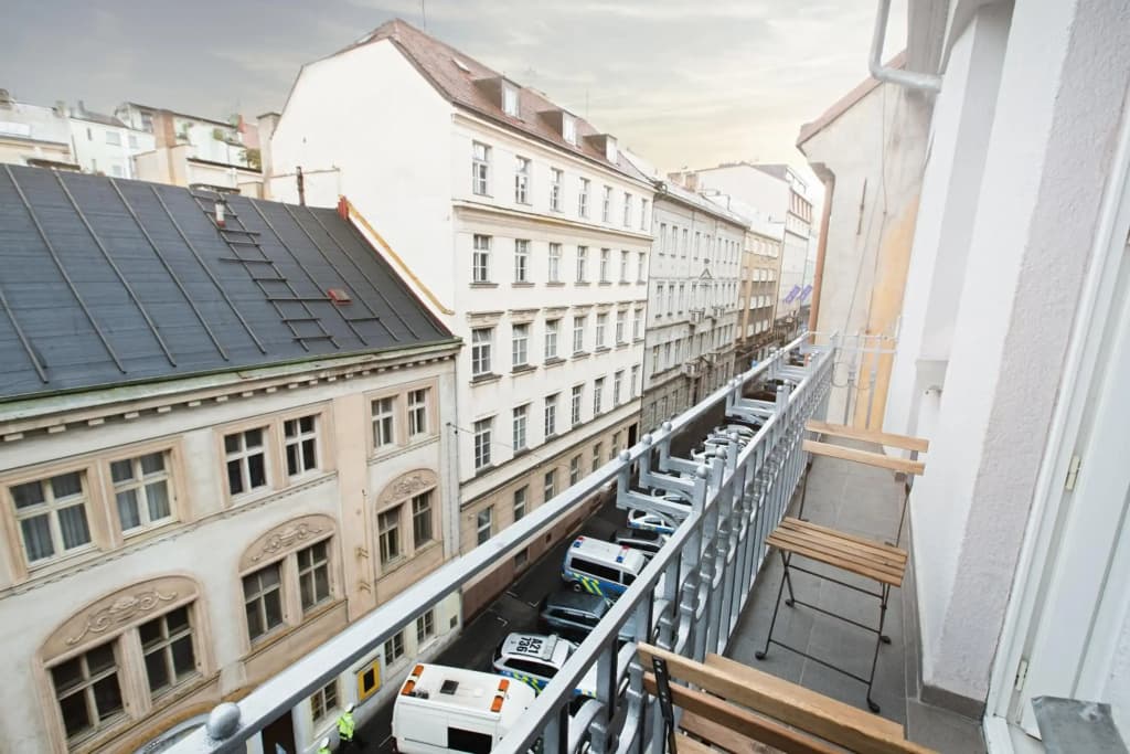 Luxury Central 150m2 Apartment on Wencelas Square with Private Garage - photo 1