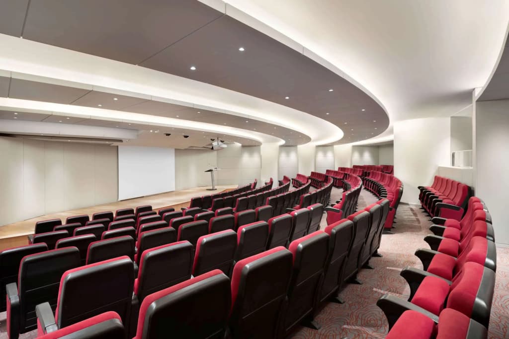 Ramada by Wyndham Lisbon - photo 16