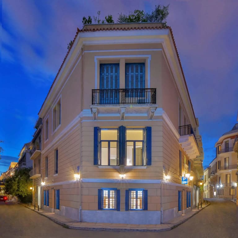 Art Pantheon Deluxe Suite - photo 1