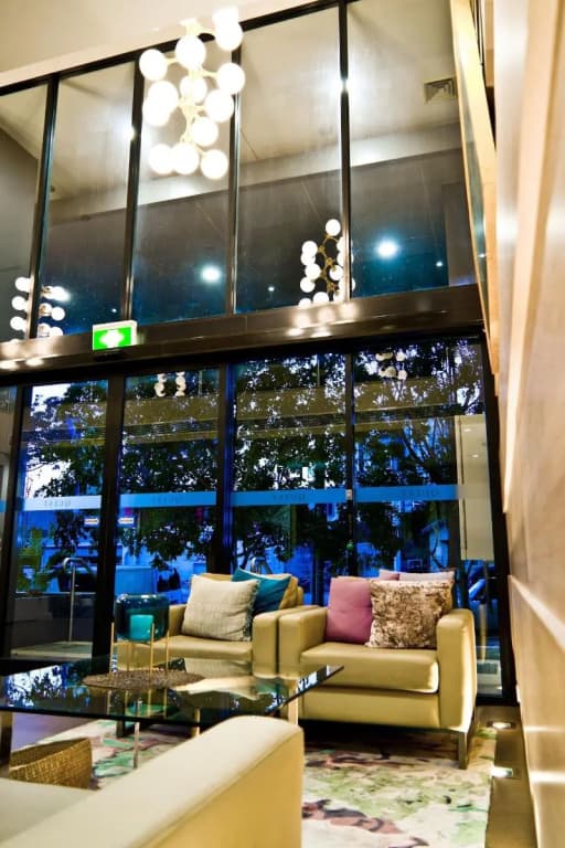 Quest Mascot Serviced Apartments - photo 32