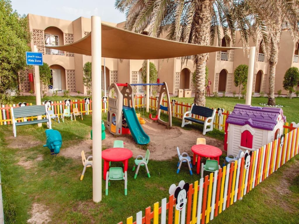 Sharjah Carlton Hotel - photo 34