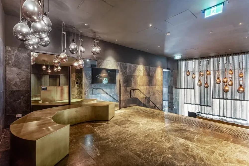 Stylish Southbank 1-bed Flat With Luxury Amenities - photo 13