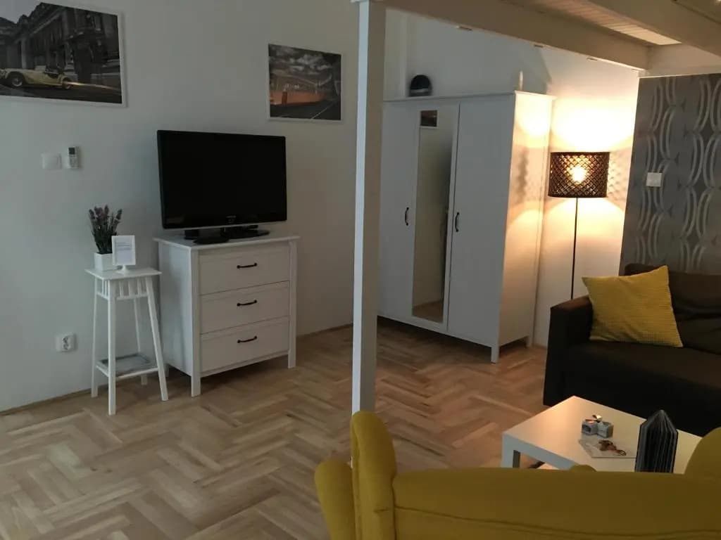 Lovag Apartman - photo 3