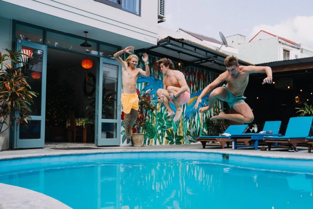 Bed Station Hostel & Pool Bar Hoi An - photo 9