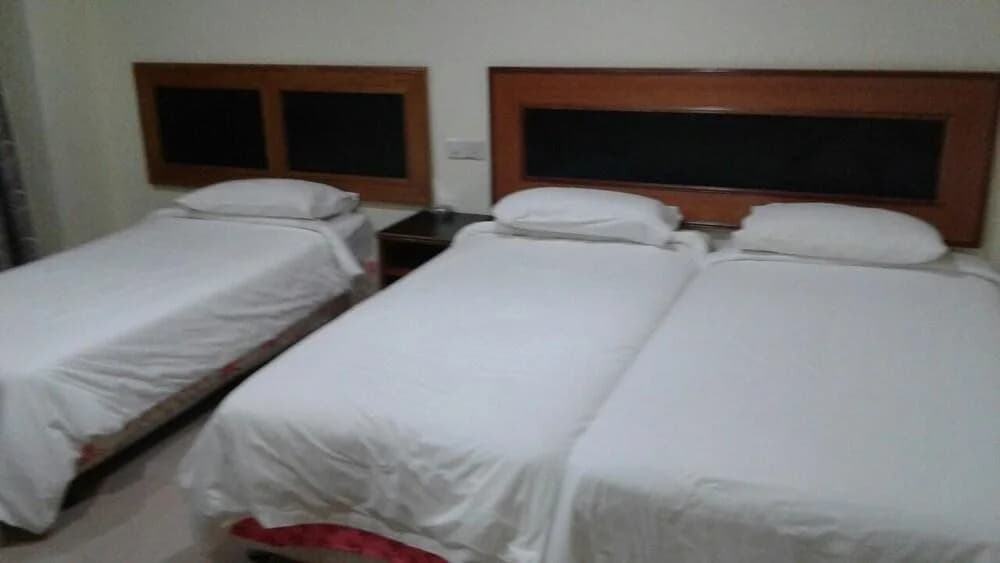 Sweet Hotel - photo 4