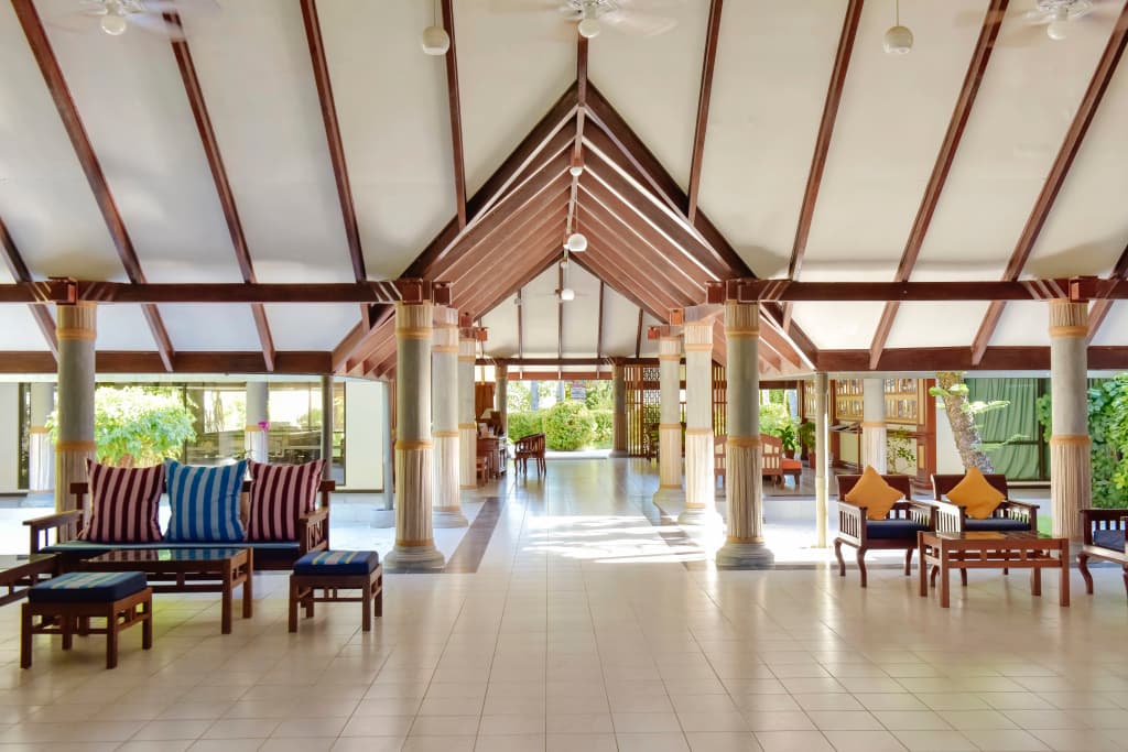 Holiday Island Resort & Spa - photo 11
