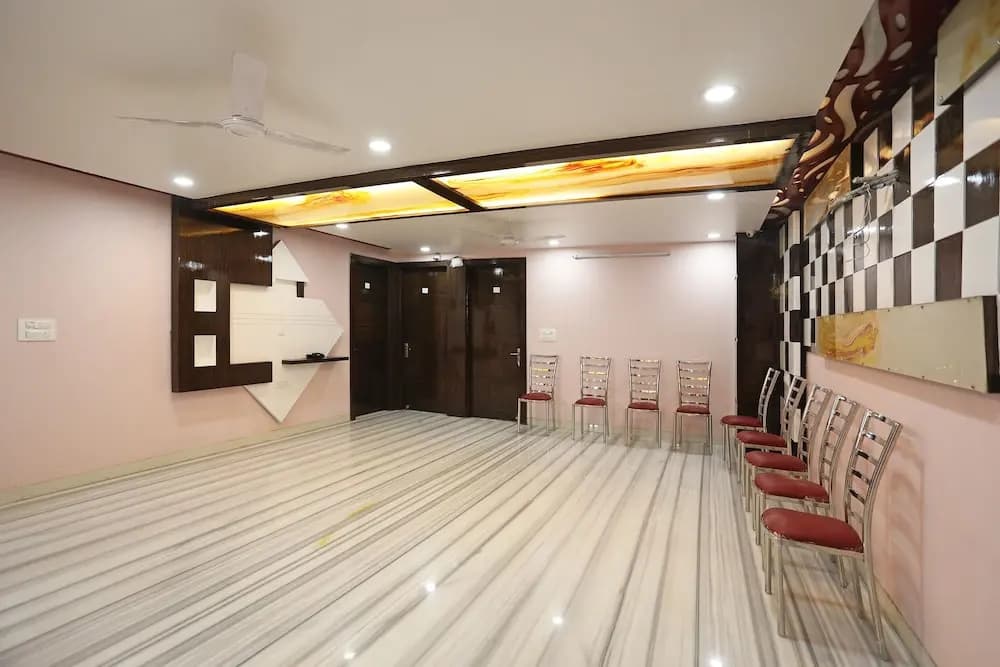 OYO 10559 Pitampura - photo 14