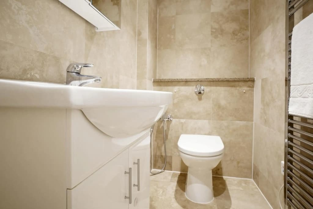 Queensgate Court - photo 10