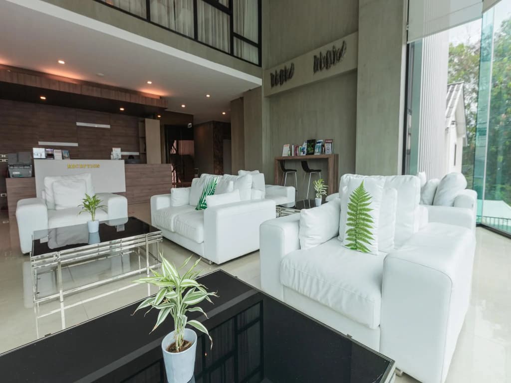 B2 Bangna Premier Hotel - photo 2