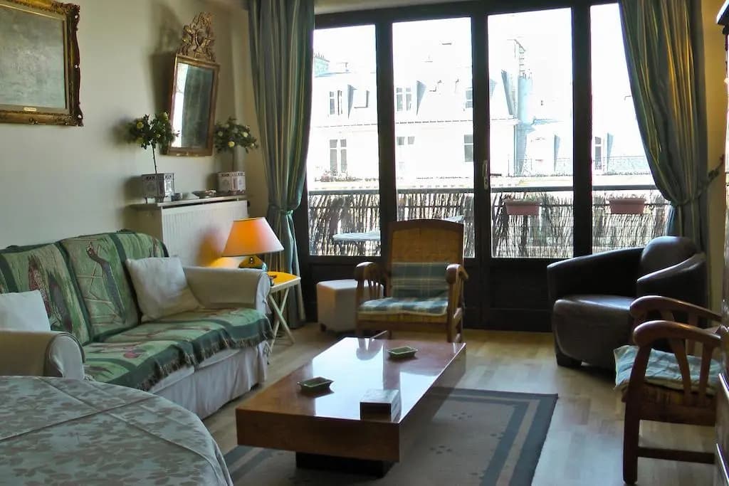 Apartment Living Jean Nicot - photo 3