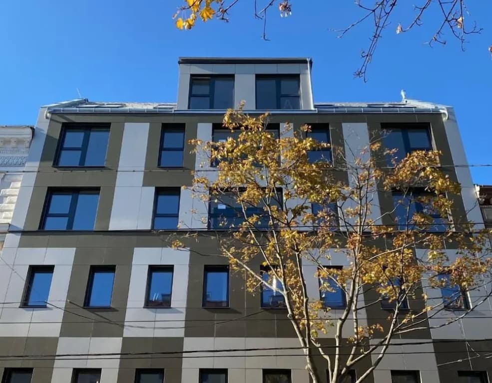 Green Leisure Apartments - main photo