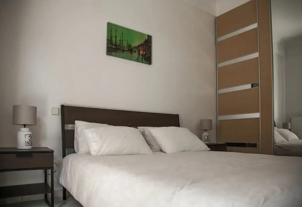 Thisio Modern House - photo 4