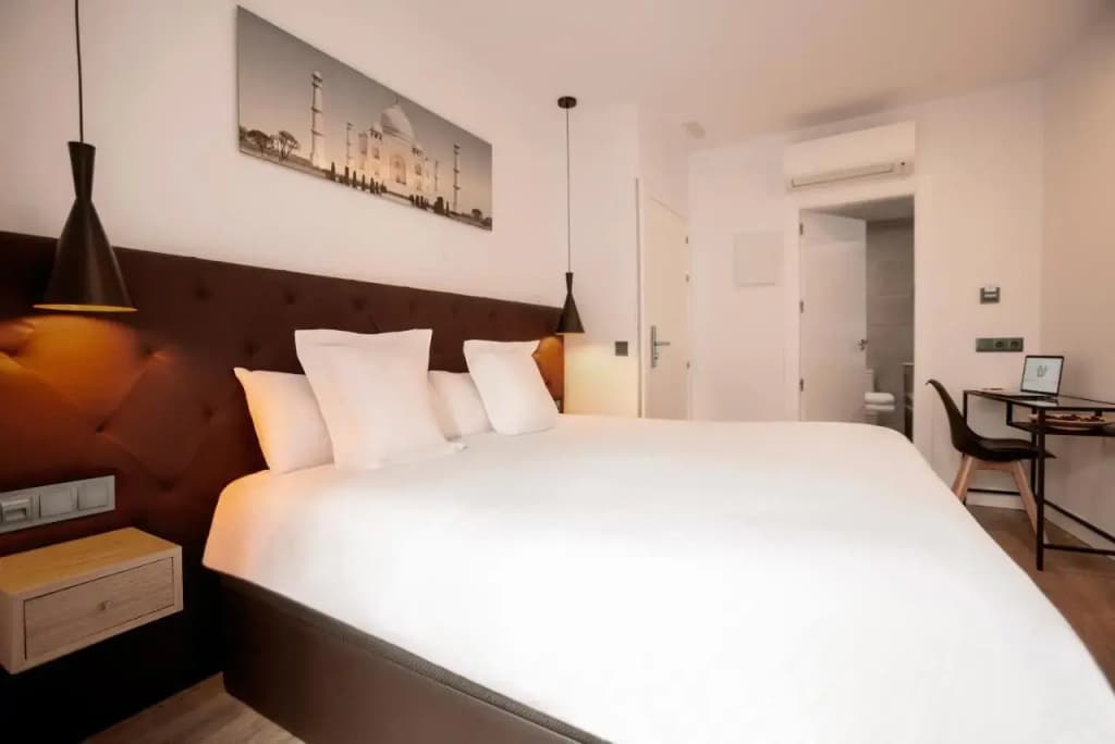 Woohoo Rooms Hortaleza - photo 17
