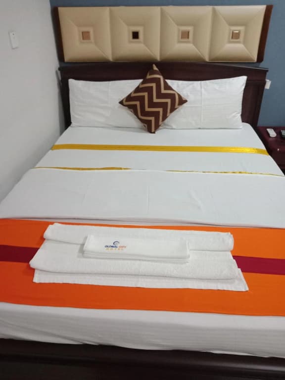 Global City Hotel - photo 11
