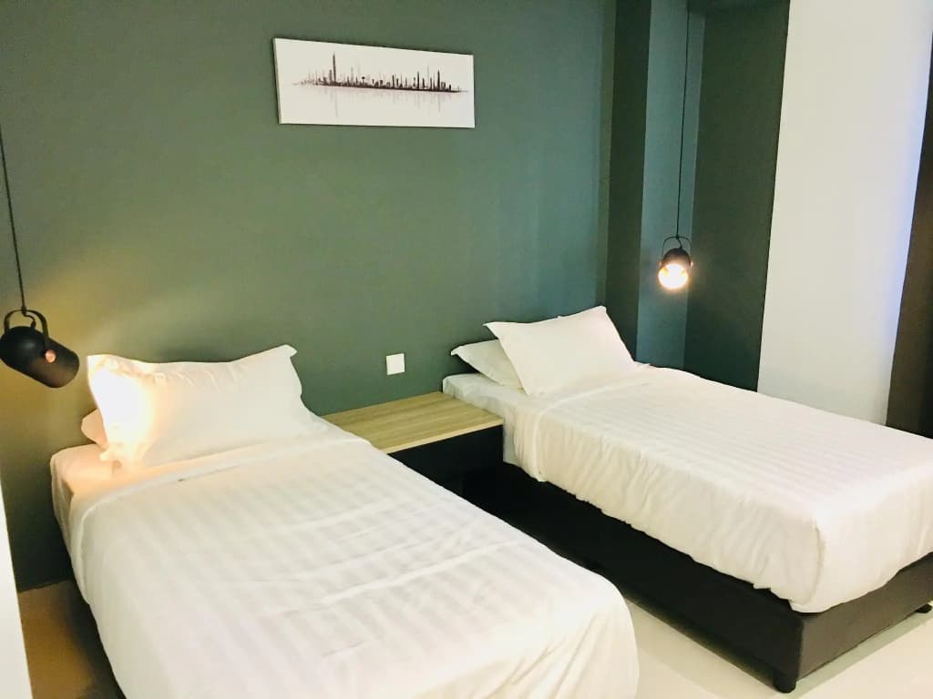 Enclave Hotel - photo 4