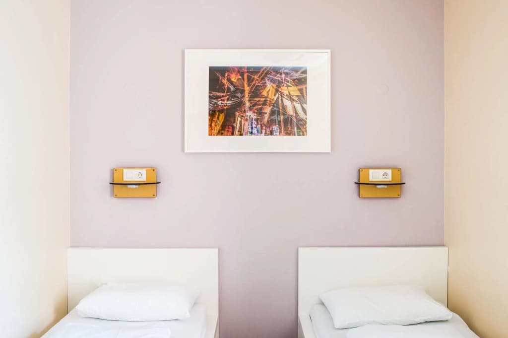 wombat's CITY HOSTELS VIENNA - The Lounge - photo 38