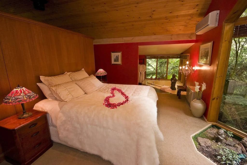 Linden Gardens Rainforest Retreat - photo 4