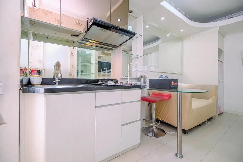 Modern And Tidy 2Br Bassura City Apartment - photo 17
