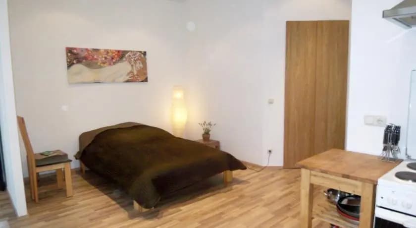 StayinBerlin - photo 2