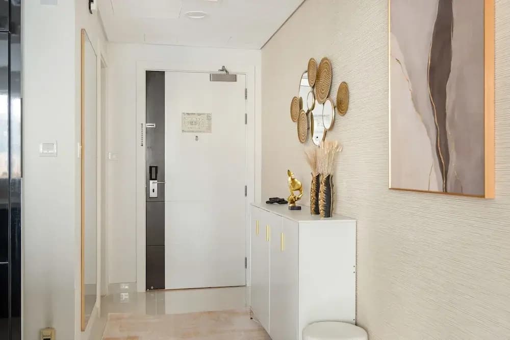 Damac Canal Views - 606 1BD - photo 4