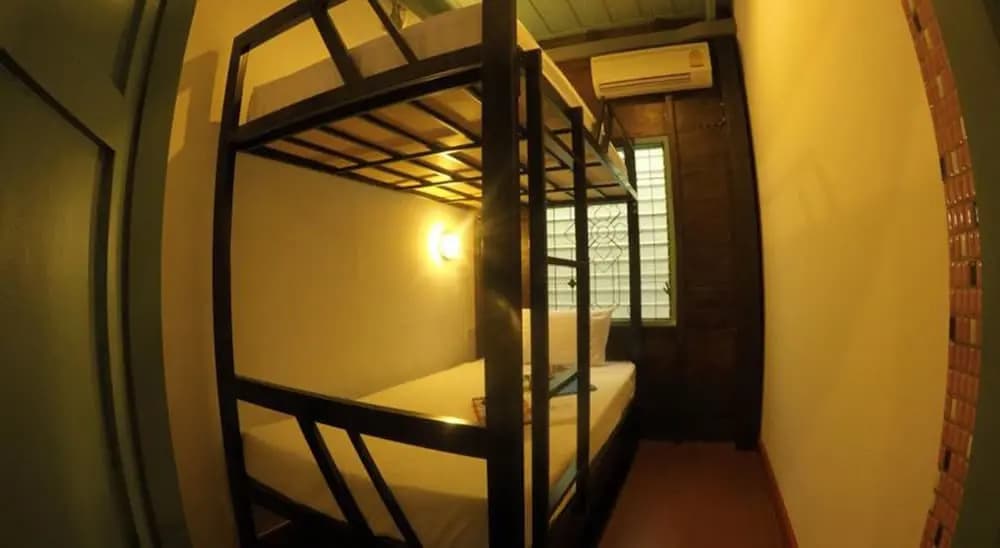 La Moon Hostel - photo 14