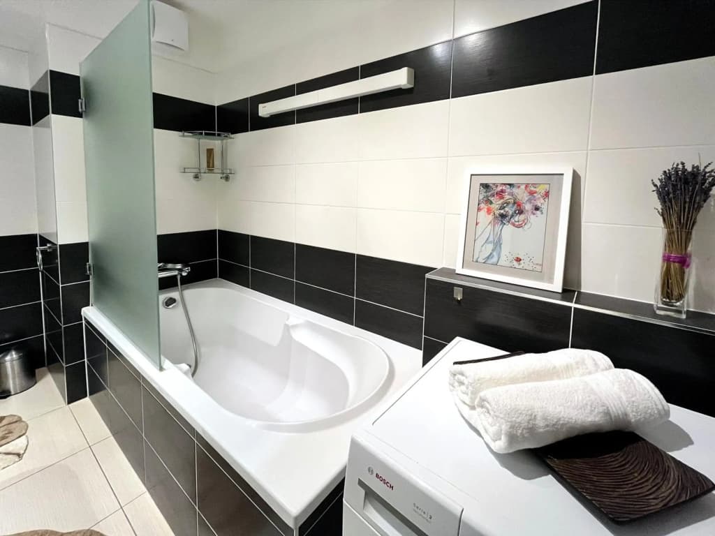 British Quarter Apartments - photo 8