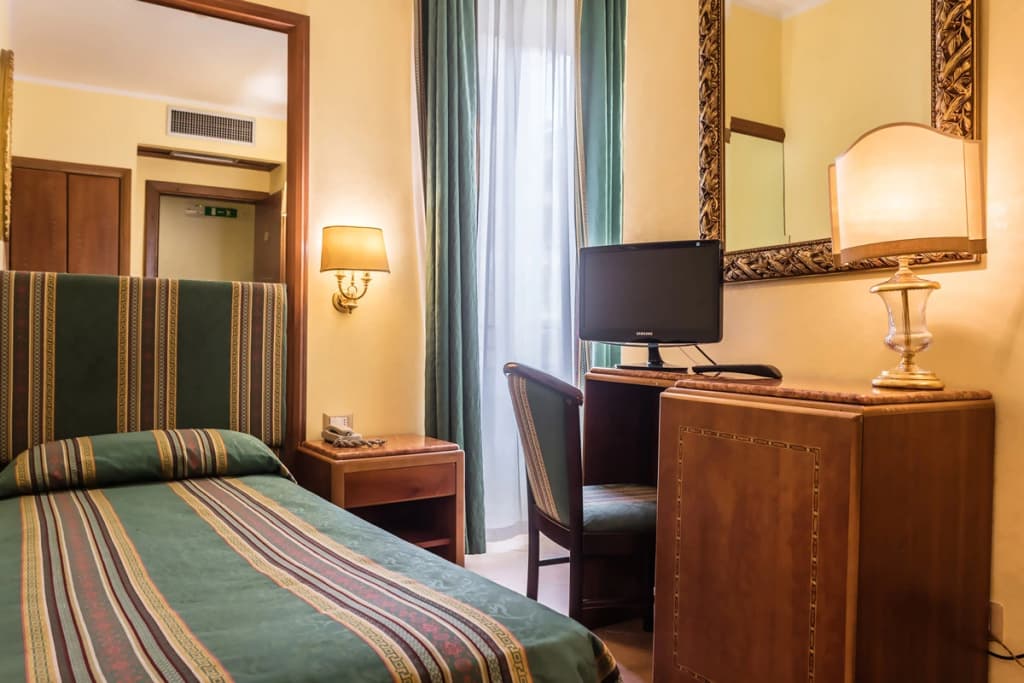 Raeli Hotel Noto - photo 12
