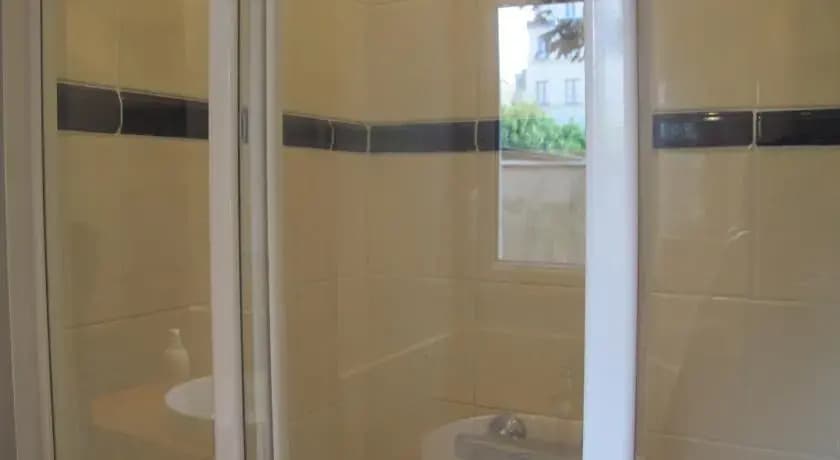 Apartment between Montmartre and Opera - photo 9