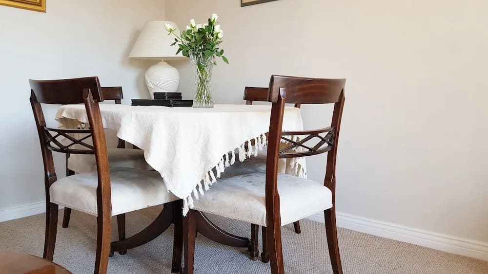 Charming Old Town Apartment - photo 15