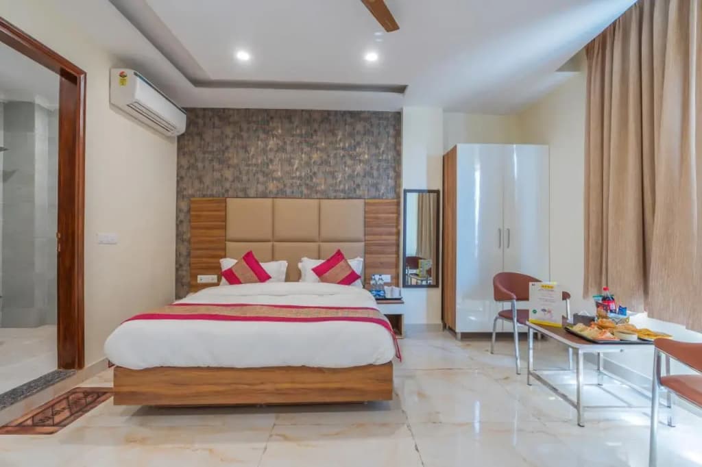 Diplomat Regency Yashobhoomi - photo 28