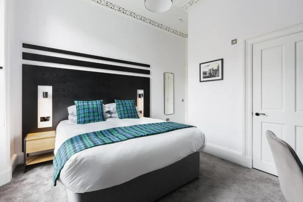Castle Park Guest House - photo 4