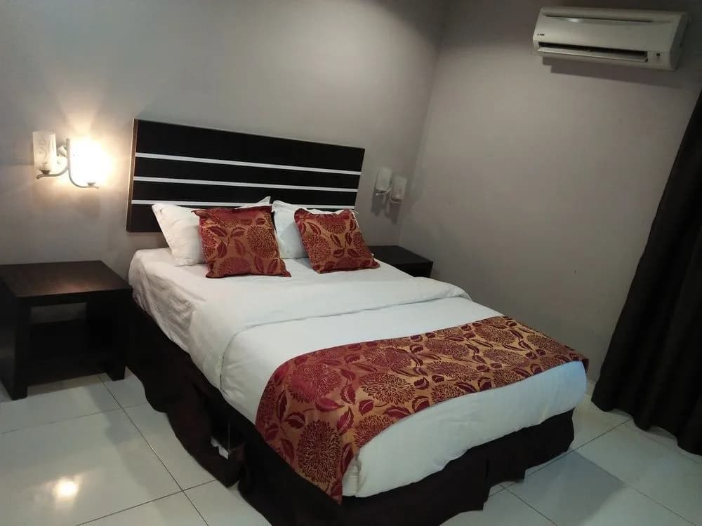 My Home Hotel - photo 3