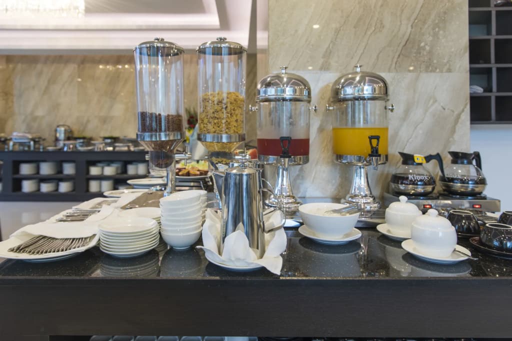 Meriton Hotel - photo 34