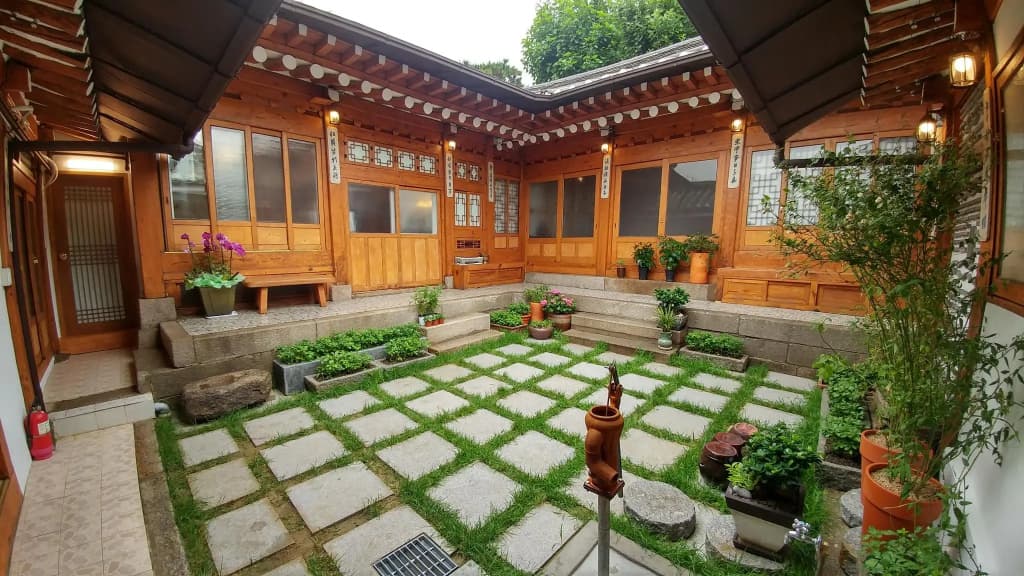 Bukchon Sosunjae Hanok Guesthouse - photo 19
