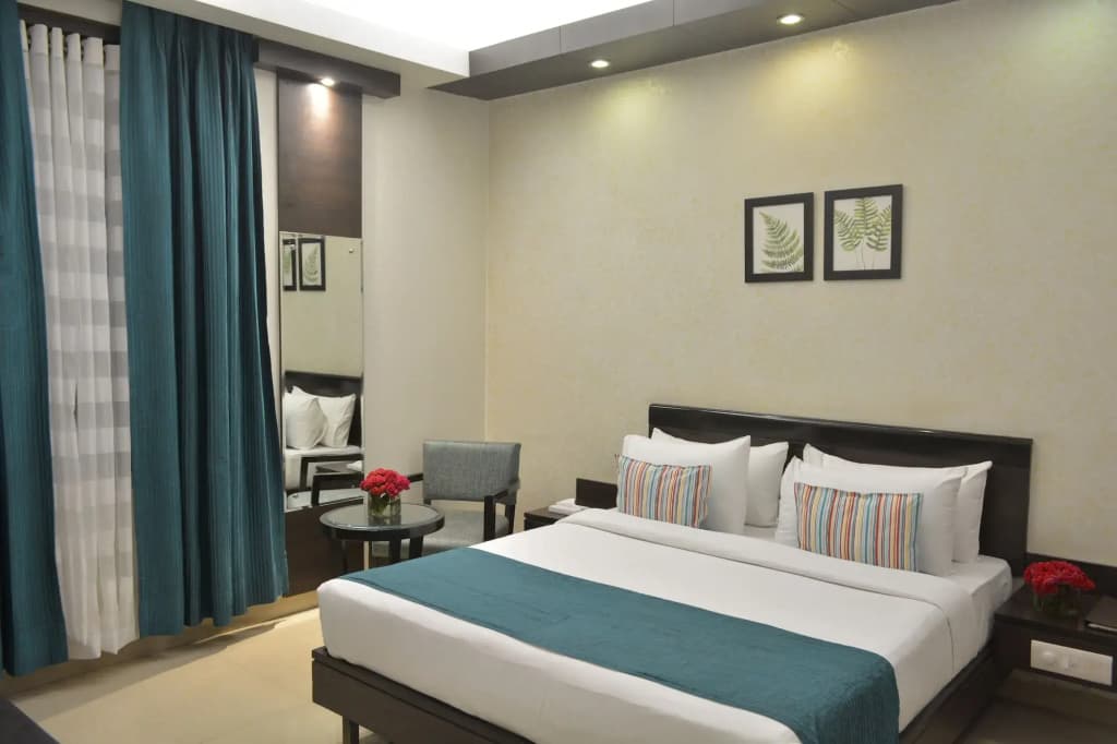 Rockland Hotel Panchsheel Enclave - photo 7