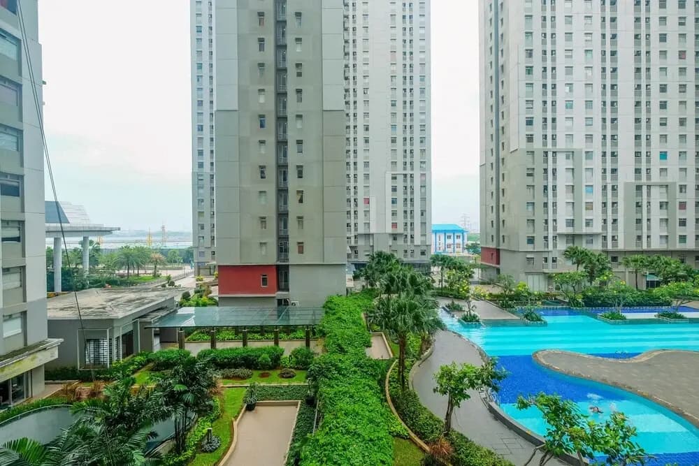 Elegant Studio (No Kitchen) Apartment at Green Bay Pluit - photo 10