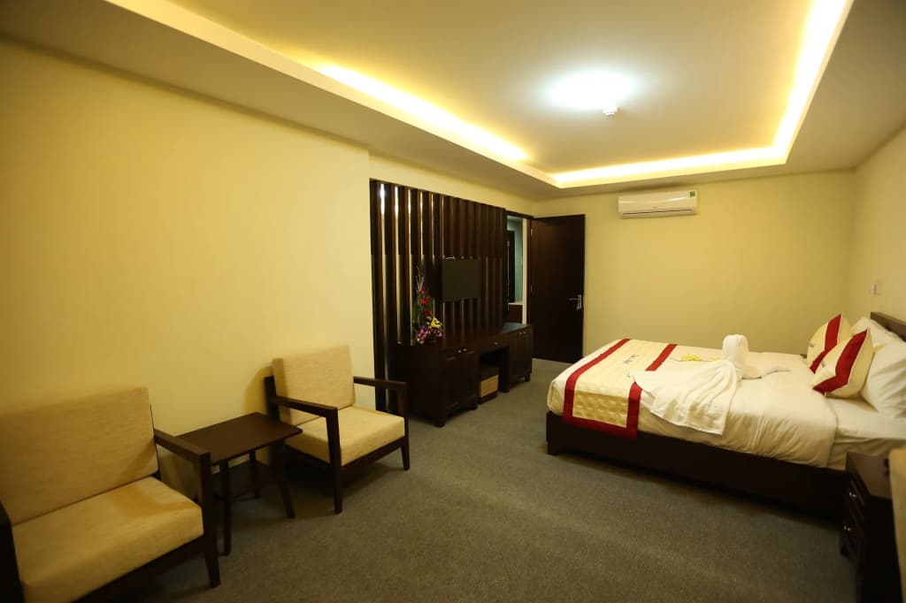 Tien Sa Hotel Da Nang - photo 3