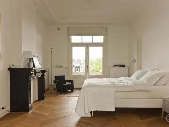 Museum City Centre Apartment - photo 4