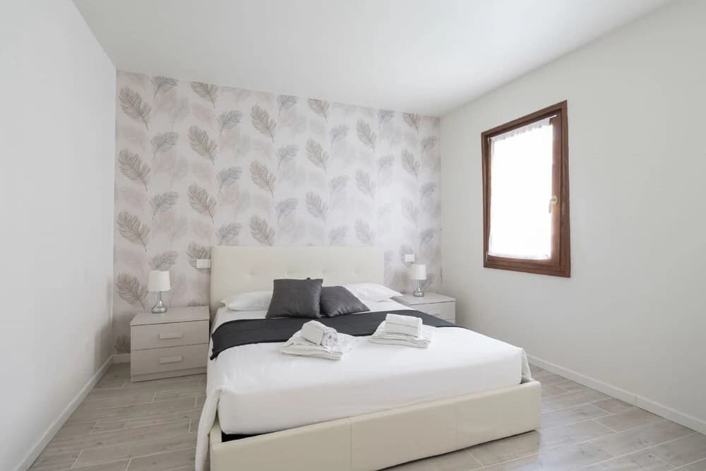 Apartments in San Marco with Canal View - photo 7