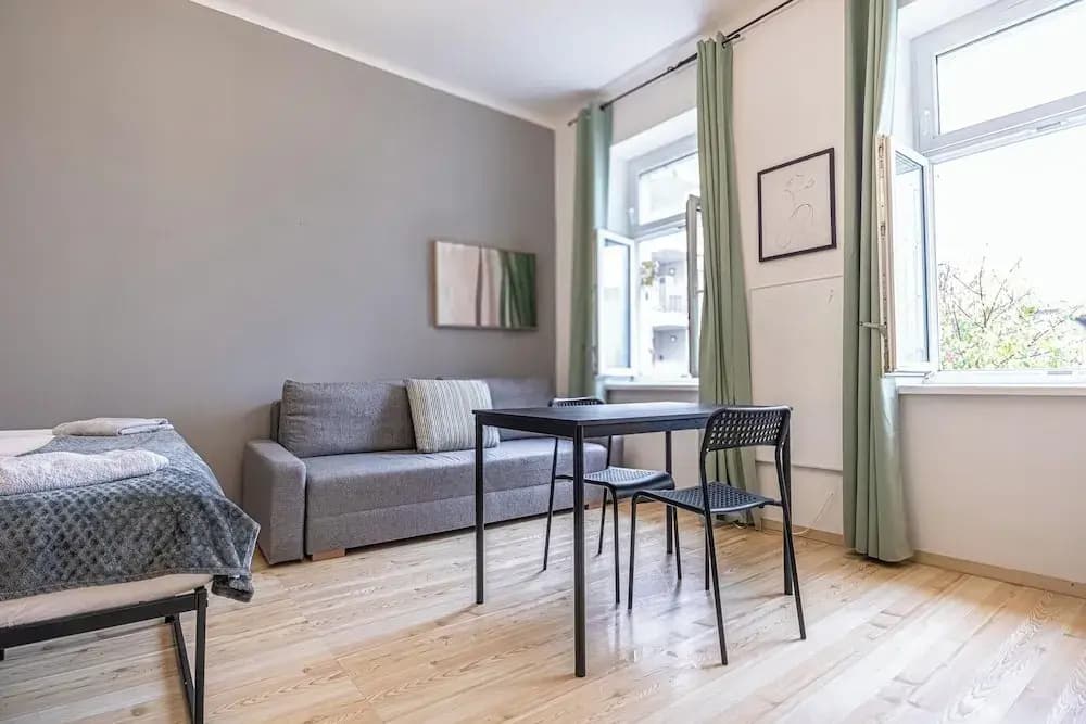 Spacious 1BR Apt Near Danube - photo 5